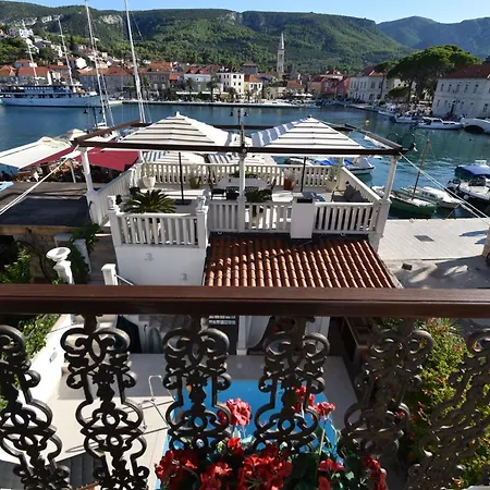 Villa Radovani Hvar