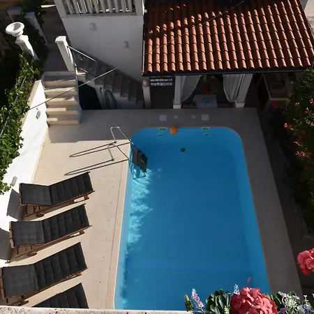 Radovani Hvar Villa *